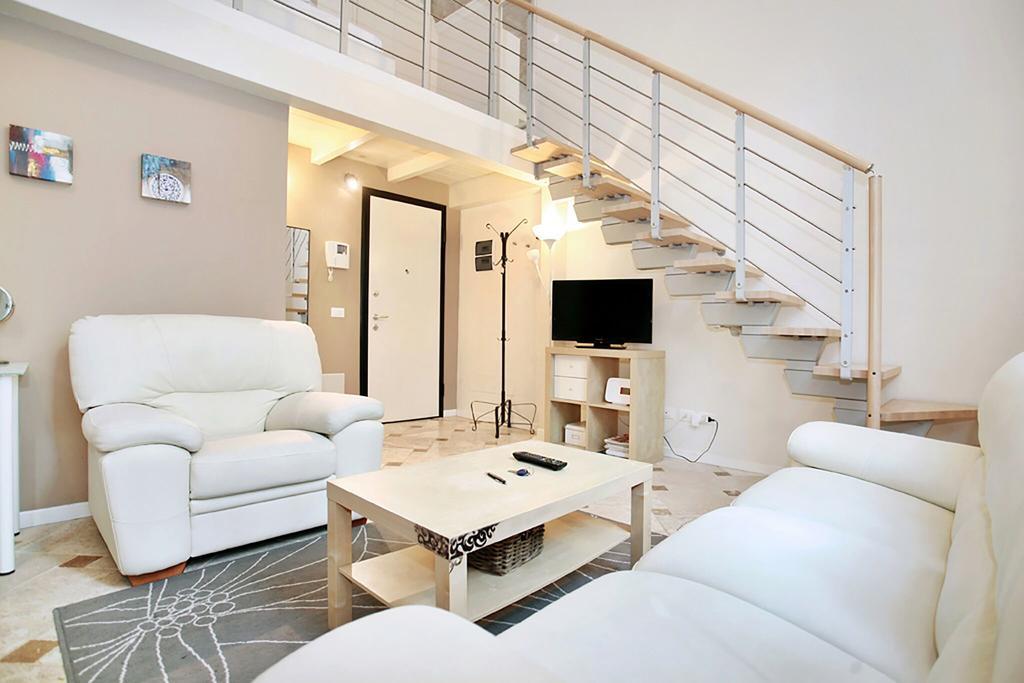 Apartment Glamour Duomo Florenz